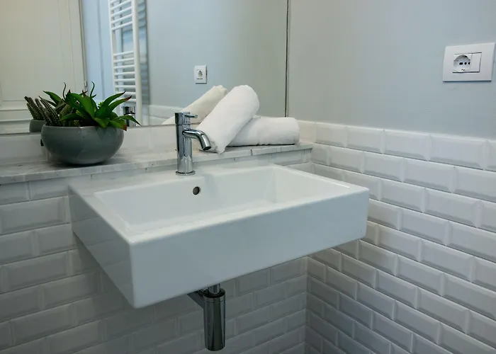 ホテル Capolago 3*